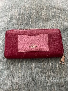 Distressed Coach Pebble Leather Wallet